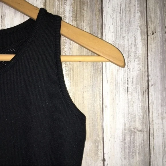 Under Armor Kids Black Ribbed Tank - Picture 3 of 4